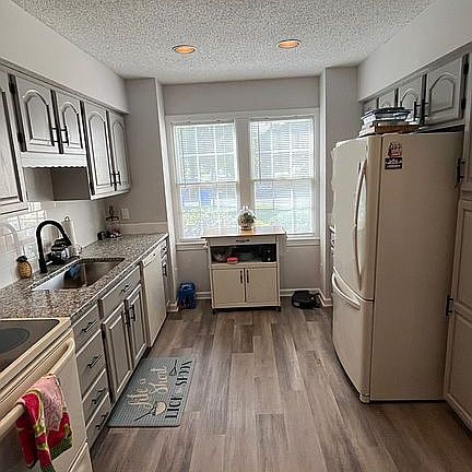 3rd image of 600 Washington Ave APT C4
