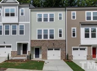 1616 Topaz Ln, Apex, NC 27502