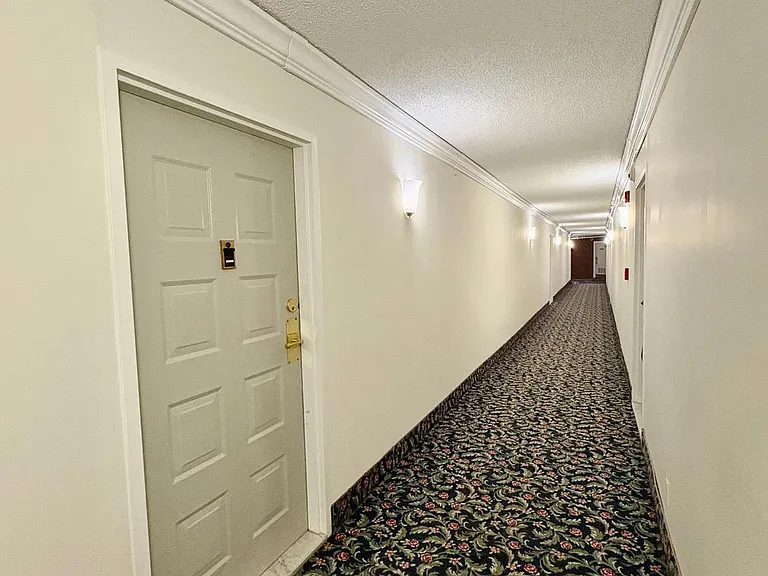 6800 Fleetwood Rd #208 — Photo 18