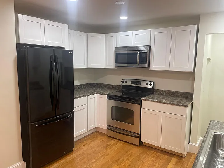 760 Strawberry Field Rd — Photo 3