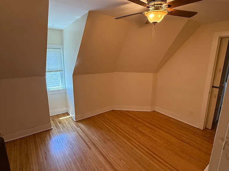 42 Rowley St #7 — Photo 10