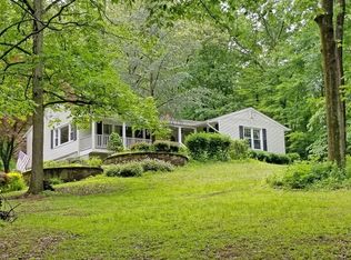 6 Flanders Rd, Chester, NJ 07930