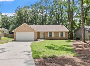 1837 Folkstone Rd, Tallahassee, FL 32312