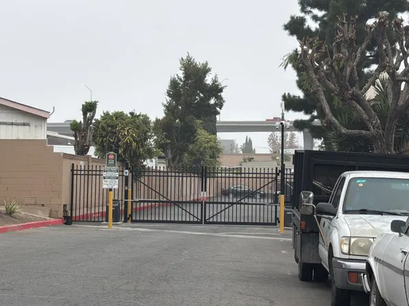 15500 Tustin Village Way APT 36, Tustin, CA 92780