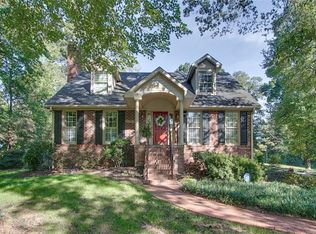 5305 Shaddowfax Dr, Kernersville, NC 27284