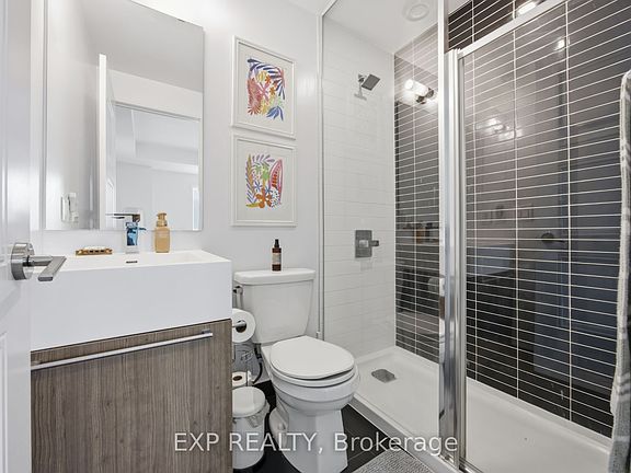 4th image of 25 Neighbourhood Ln #404