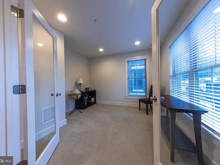 2865 Chancellors Way NE — Photo 15