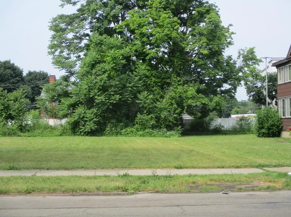 657 Park Pl, Elmira, NY 14901