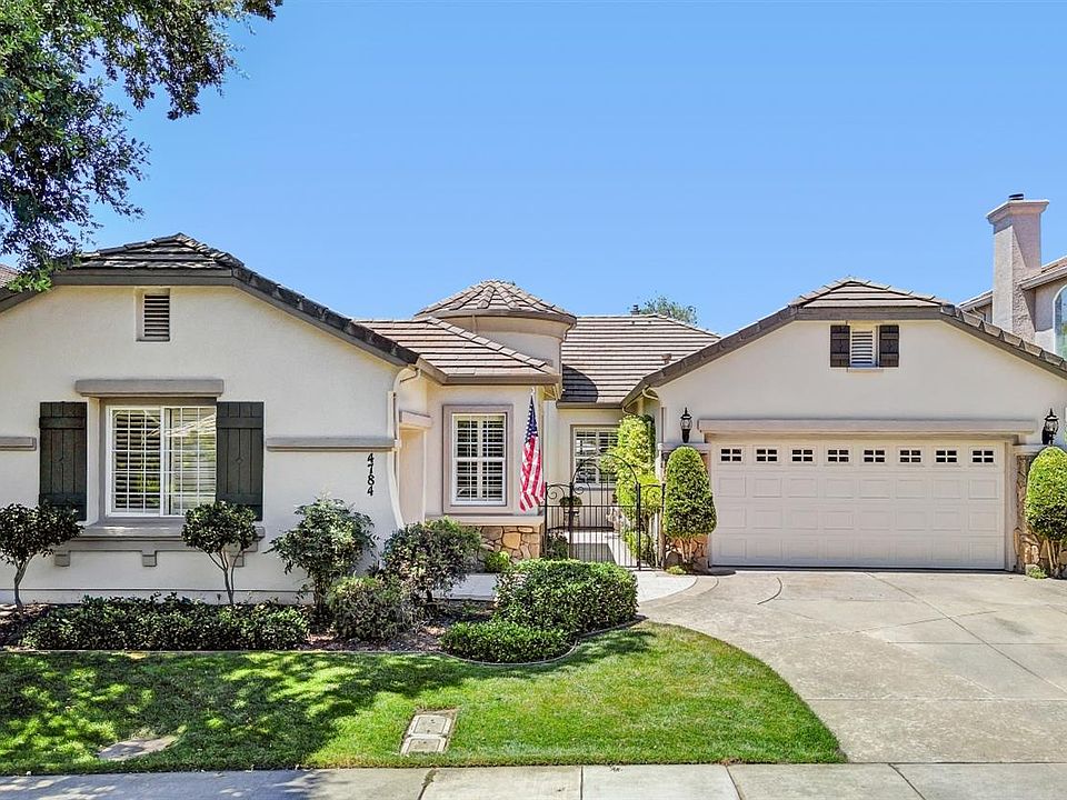 1st image of 4784 Village Green Dr