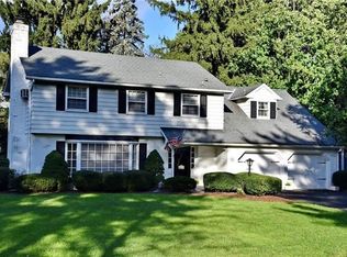 2945 Linden Ct, Allentown, PA 18103