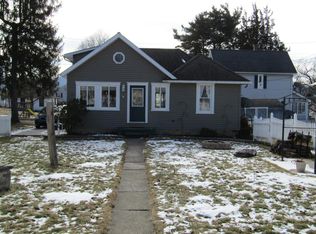 58 Maple Ave, Williamsport, PA 17701