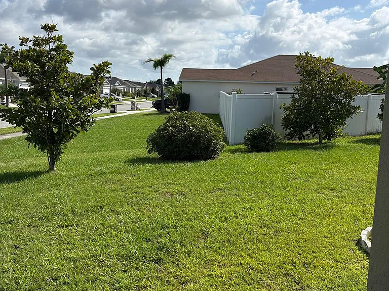 4751 Maplewild Ln — Photo 20