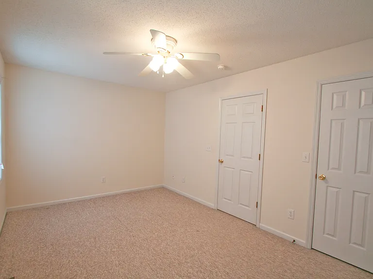 109 Marigold St #109 — Photo 7