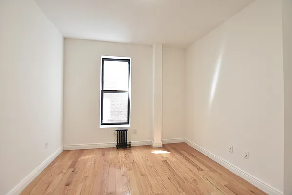 Rented by Compass | media 10