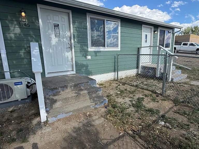 1145 Nebraska Ave — Photo 2