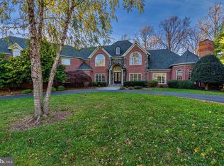 914 Hillstead Dr, Lutherville Timonium, MD 21093