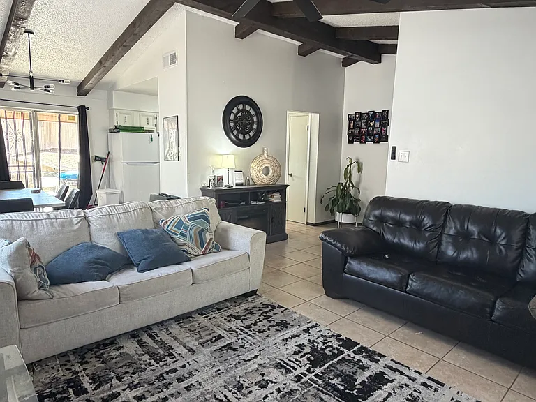 217 E Castellano Dr #A — Photo 3