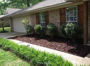 121 Woodgate Dr, Brandon, MS 39042