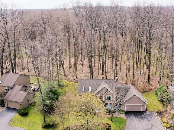 3rd image of 1199 Wellington Dr