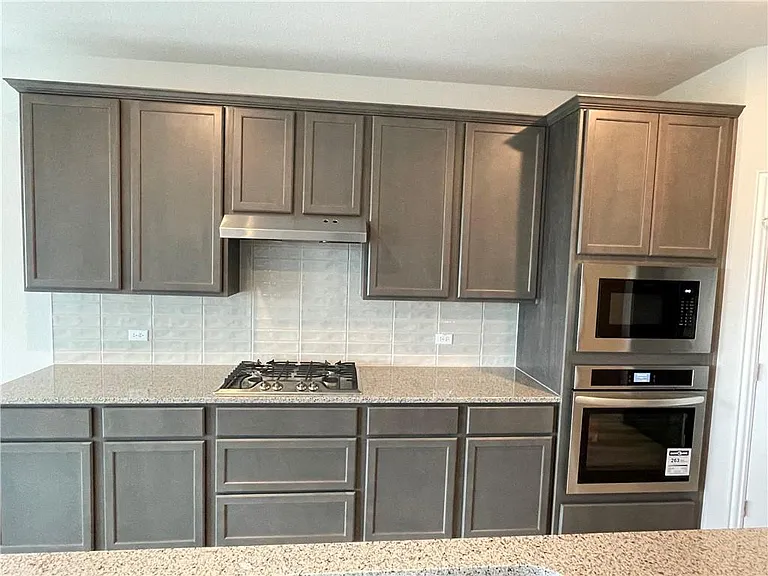 14109 Pennington Ln — Photo 12