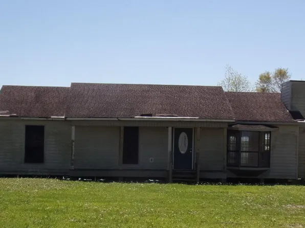 1008 Andrew Dr, Saint Martinville, LA 70582