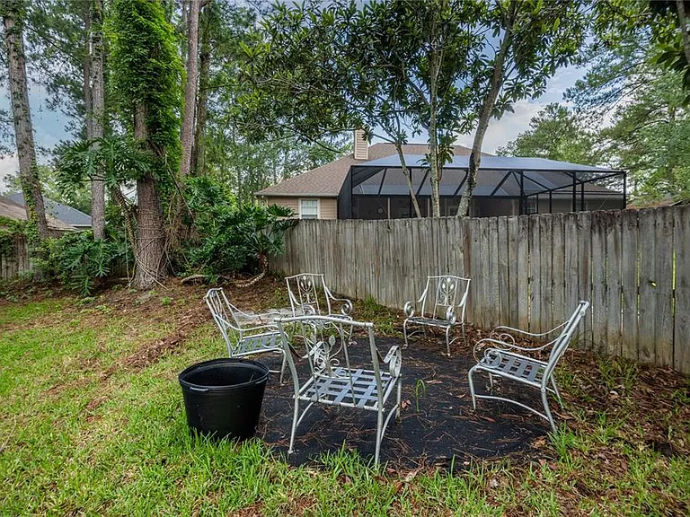 11516 NW 16th Pl — Photo 44