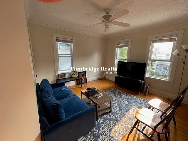 63 Fairbanks St #2T