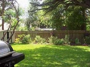 3rd image of 7004 Shadywood Dr