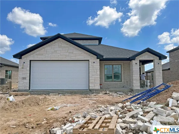 713 Eagle View Dr, Salado, TX 76571