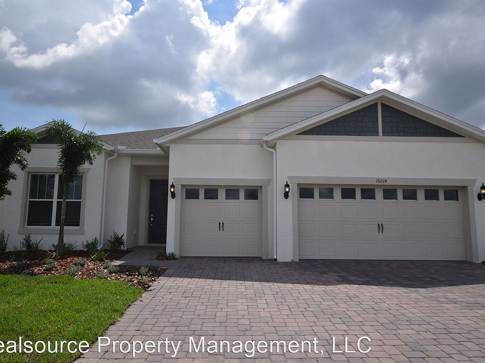 1st image of 16014 Winding Bluff Dr