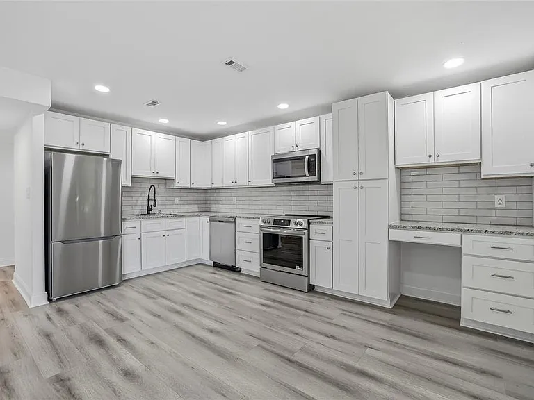 379 S McMullen Booth Rd #75 — Photo 17