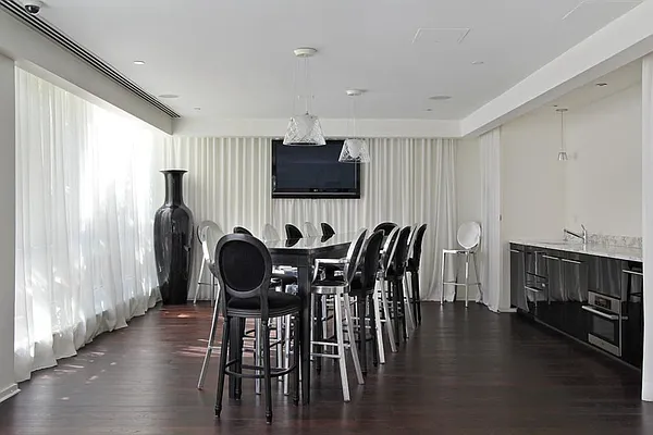 Sold by Citi Habitats | media 22