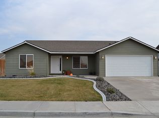 5505 Hayes Ln, Pasco, WA 99301
