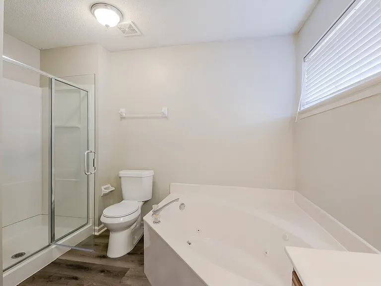 8334 Regal Bend Dr — Photo 10