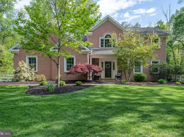 1156 Siddonsburg Rd, Mechanicsburg, PA 17055