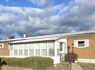 16 2nd Ave, Westfield, MA 01085