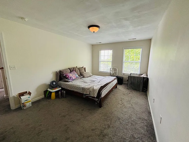 1050 New Village Dr NW — Photo 5