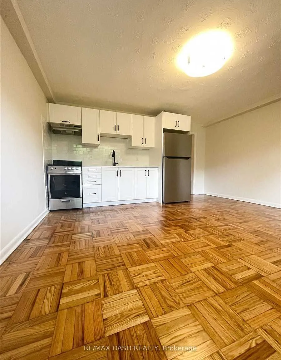 2 bed, $2,300 — Photo 3