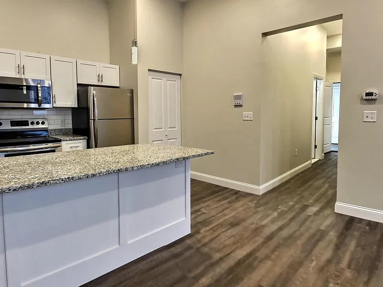 82 Concord St #4C — Photo 2
