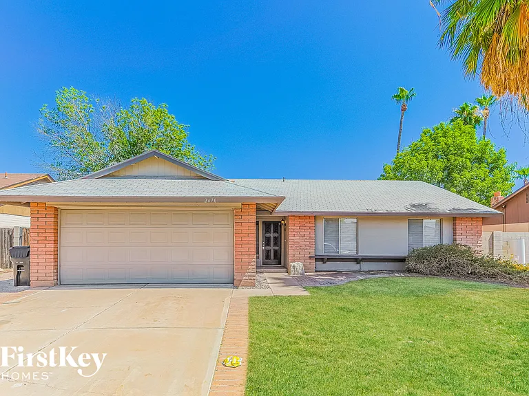 2670 W McNair St — Photo 1