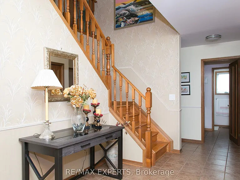 196 Shannon Pl — Photo 10
