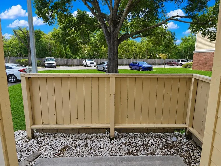 8722 Mallard Reserve Dr #102 — Photo 44