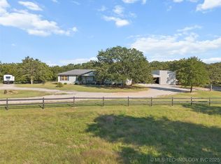 1661 Frontier Rd, Ardmore, OK 73401