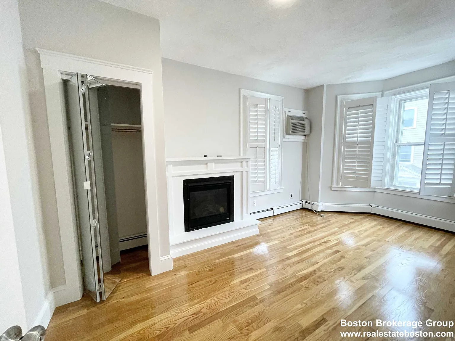 5 bed, $6,000 — Photo 4