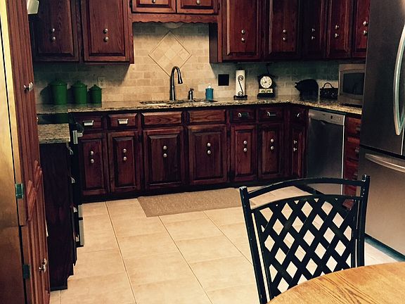 4th image of 3226 N Warwick Dr
