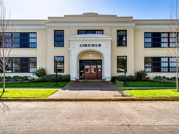 650 W 12th Ave APT 219, Eugene, OR 97402
