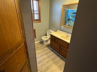 1523 W 3rd St, Hastings, NE 68901
