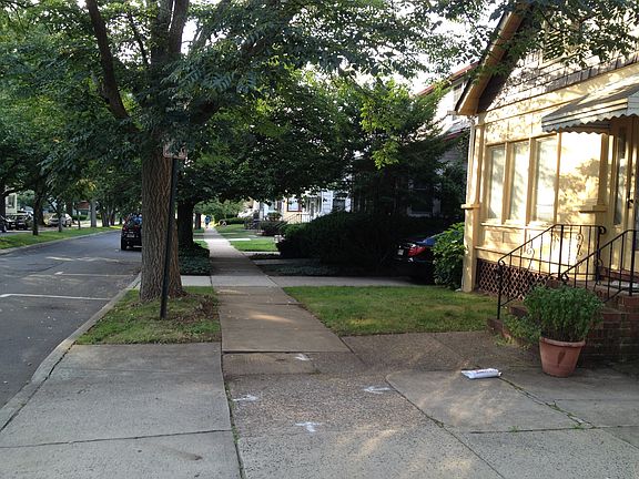 Delavan St., New Brunswick, NJ 08901