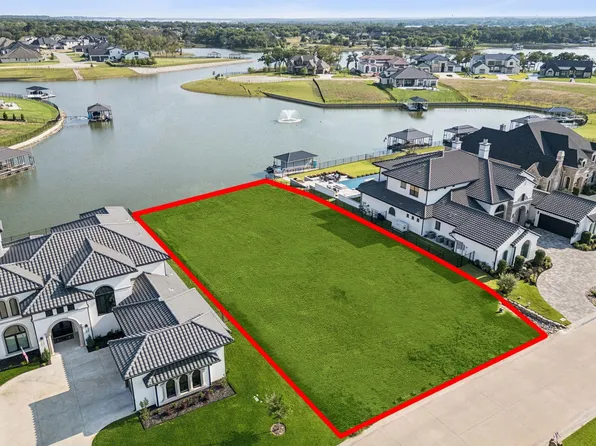 6137 Lakeside Dr, Fort Worth, TX 76179