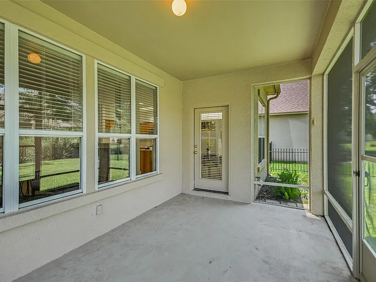 112 Bluebell Dr — Photo 5